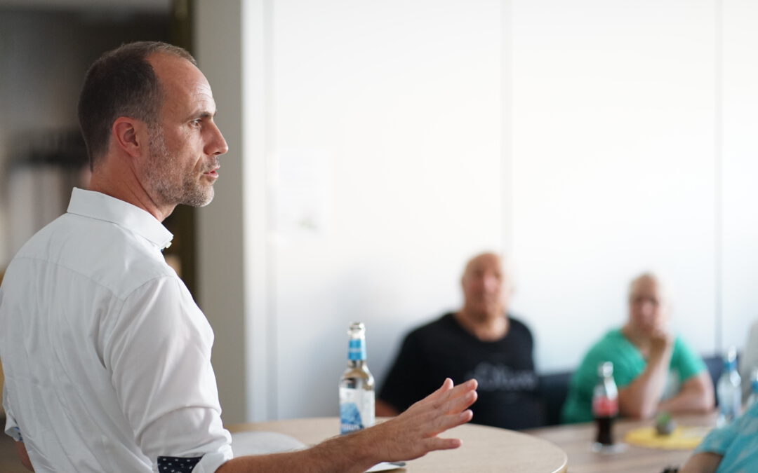 Neues Bestattungsgesetz im Fokus – Staatsminister Clemens Hoch informierte bei der SPD Kruft